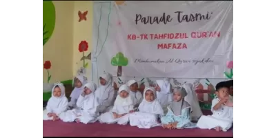 Parade Tasmi